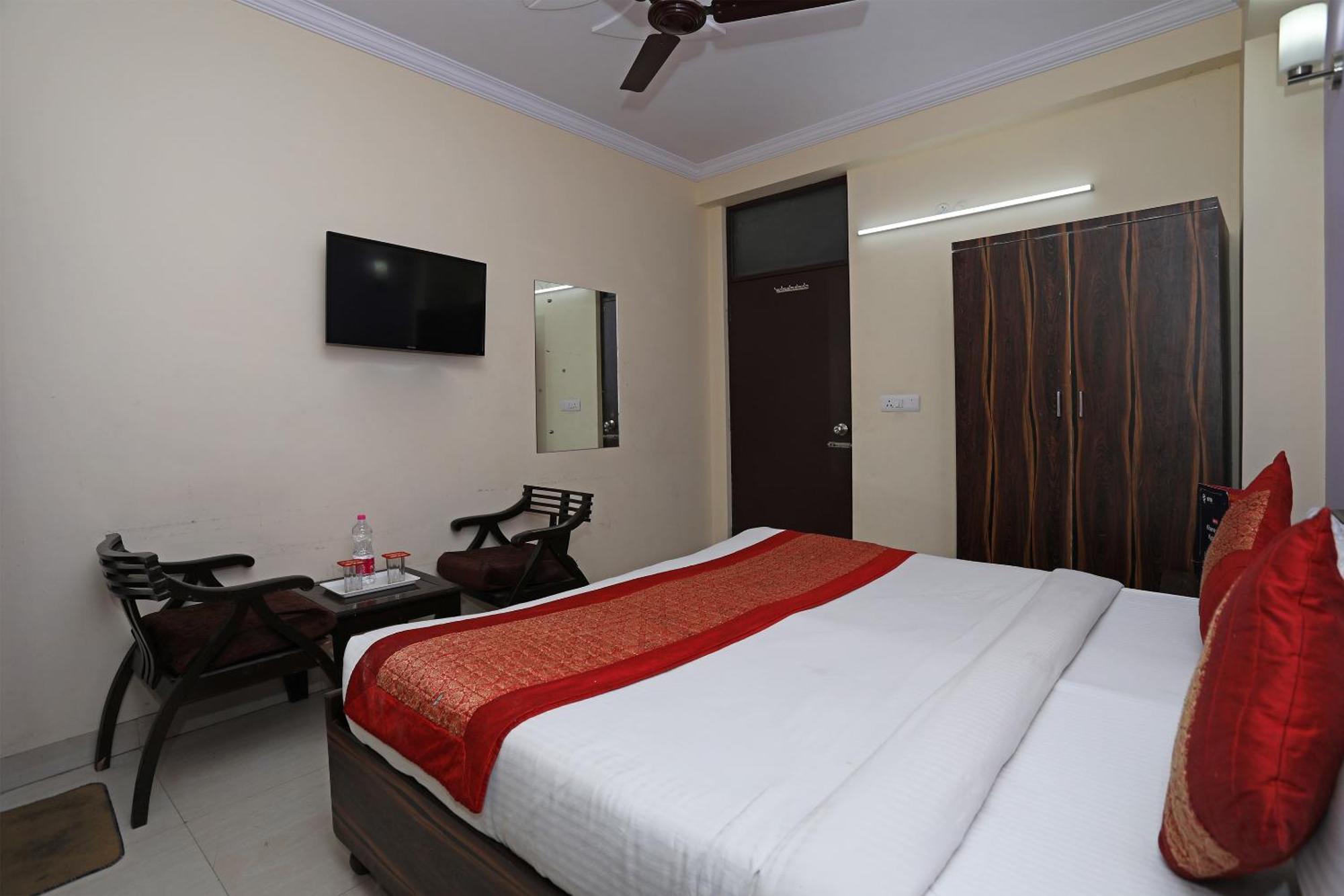Hotel O Mahipalpur Inn Nuova Delhi Esterno foto