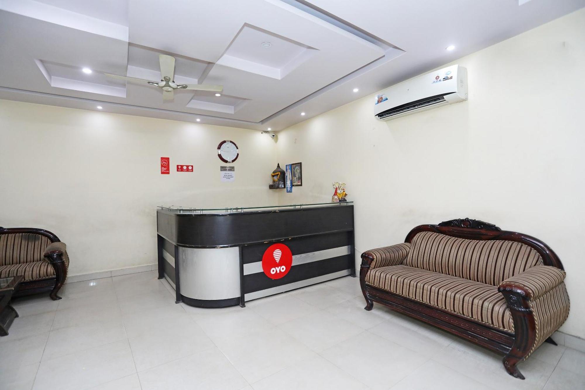 Hotel O Mahipalpur Inn Nuova Delhi Esterno foto
