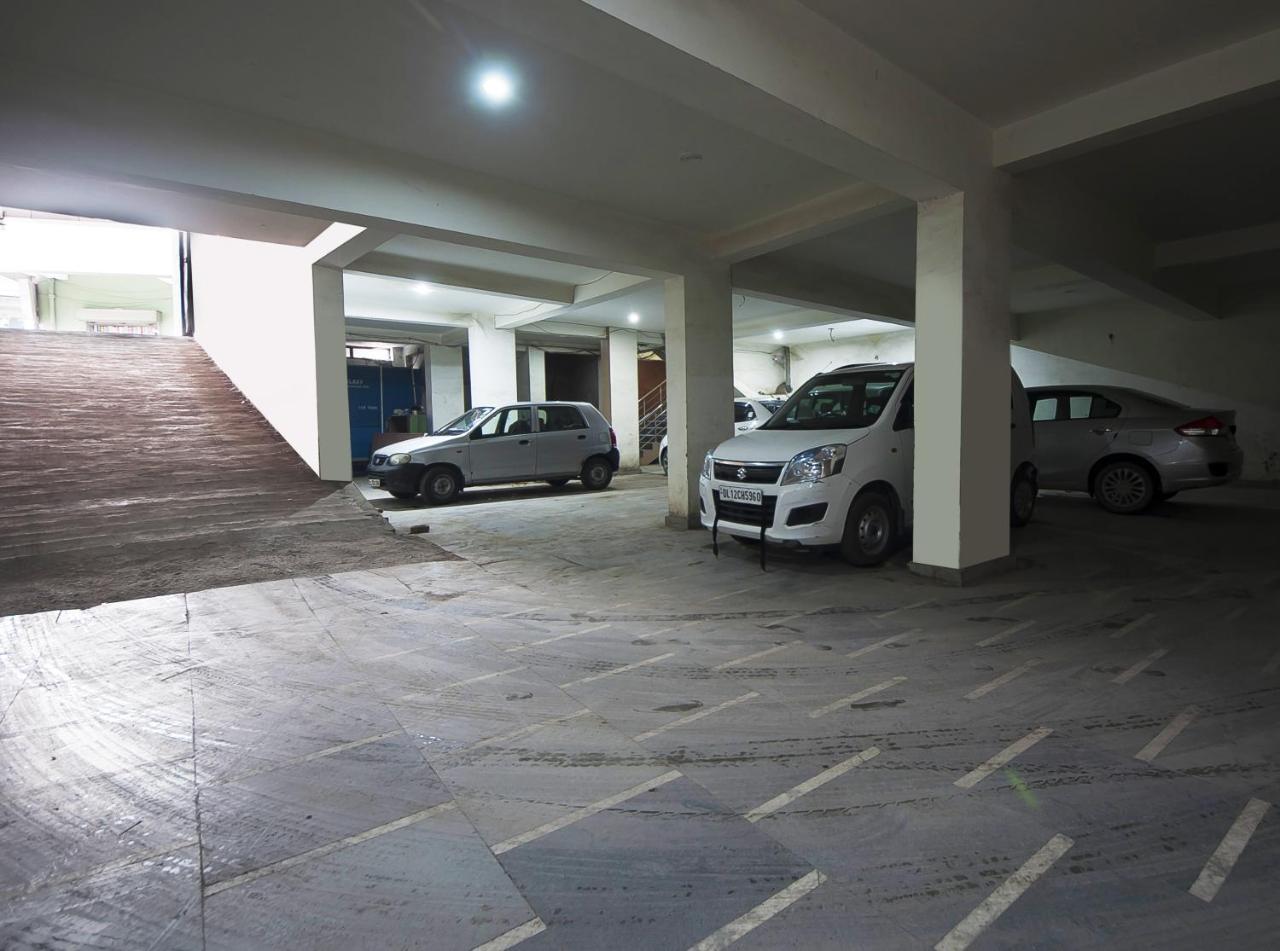 Hotel O Mahipalpur Inn Nuova Delhi Esterno foto