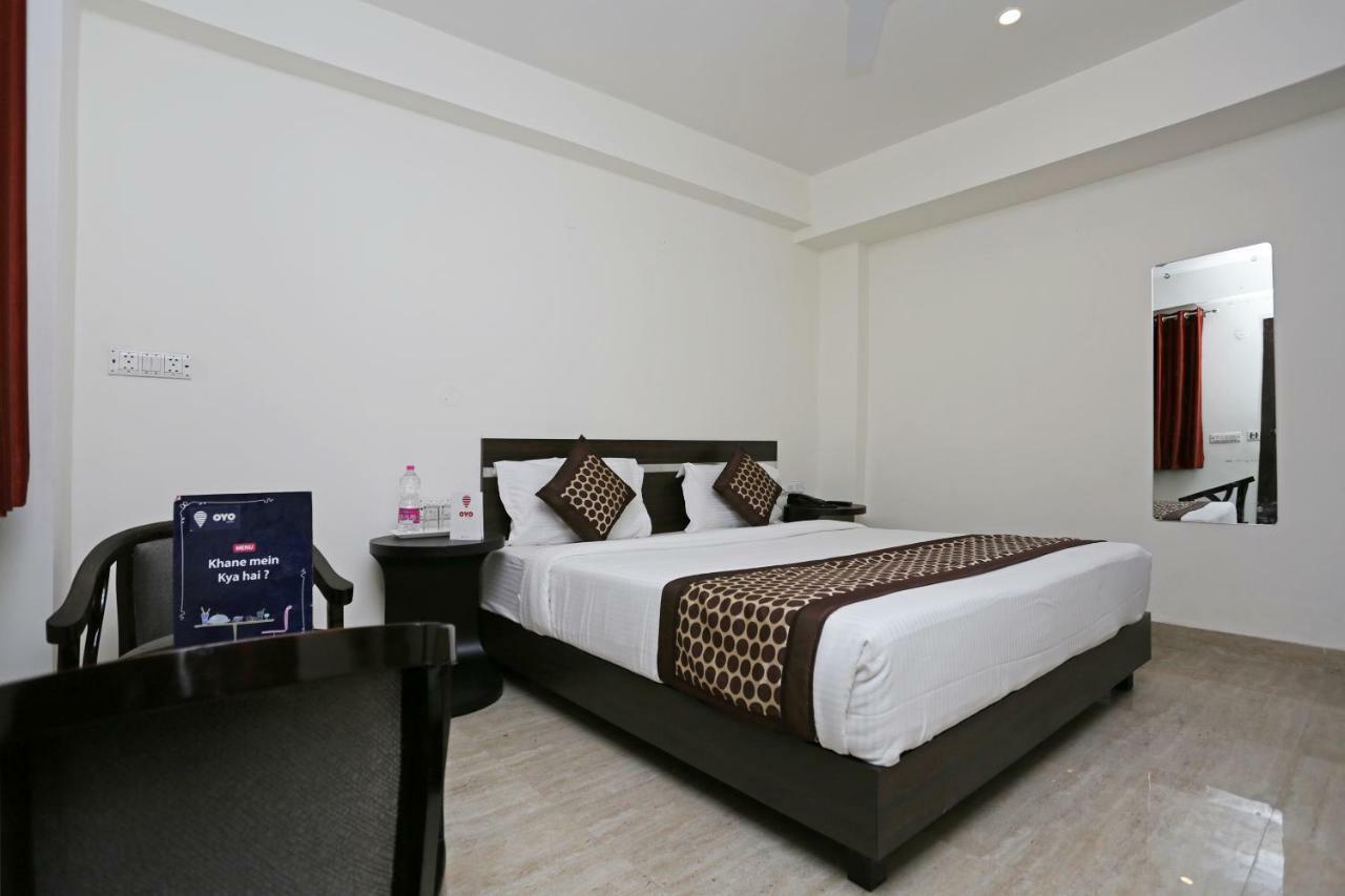 Hotel O Mahipalpur Inn Nuova Delhi Esterno foto